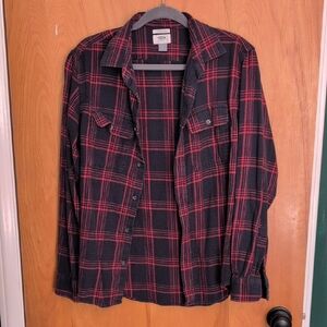 Old Navy Black and Red Plaid Casual Button Down Shirt